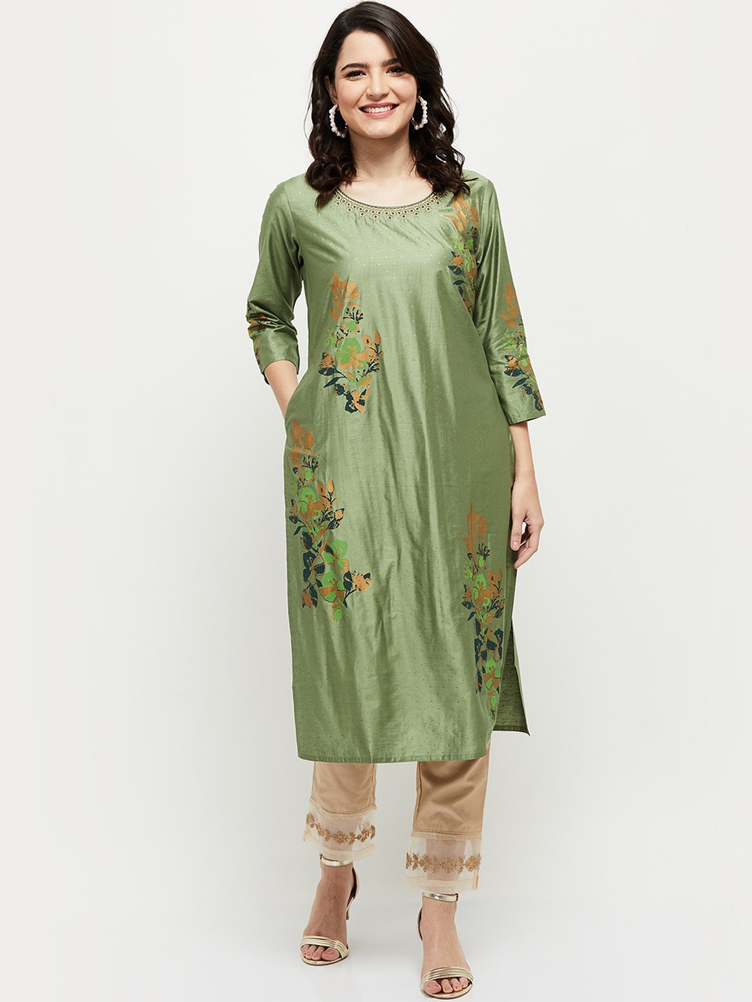 

max Women Green Floral Printed Flared Sleeves Thread Work Kaftan Kurta