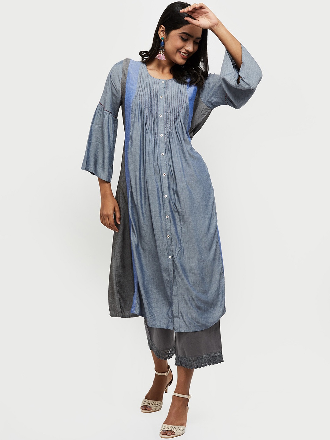 

max Women Blue Printed Flared Sleeves Thread Work Kurta