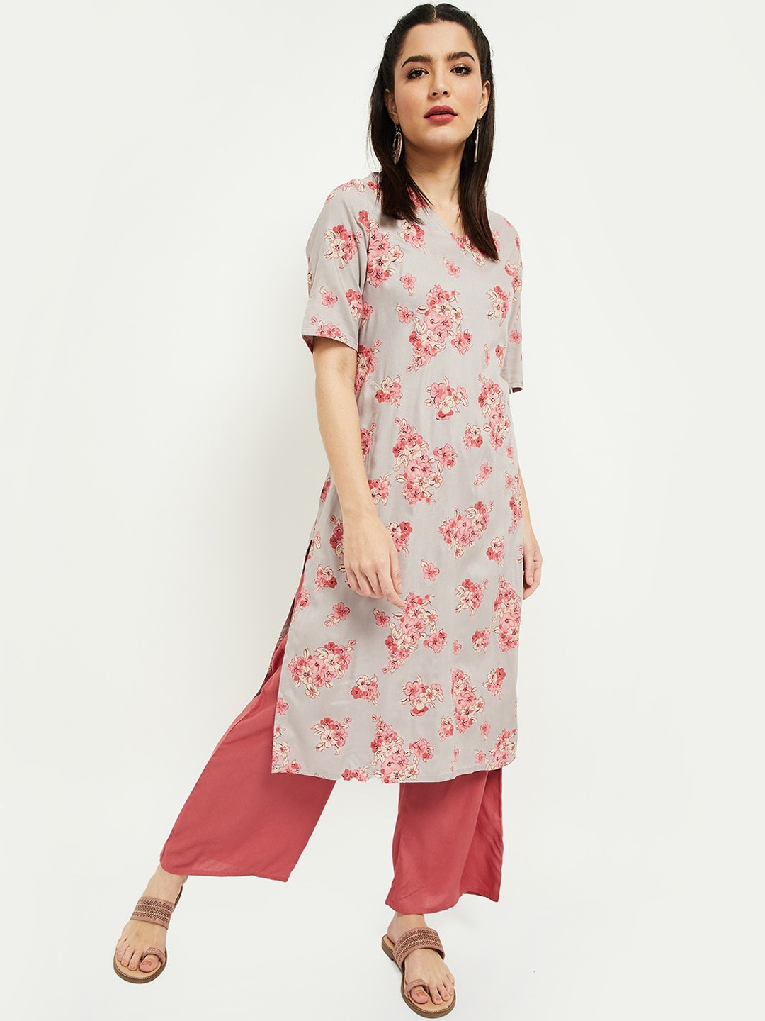 

max Women Grey Floral Printed Keyhole Neck Flared Sleeves Kurta