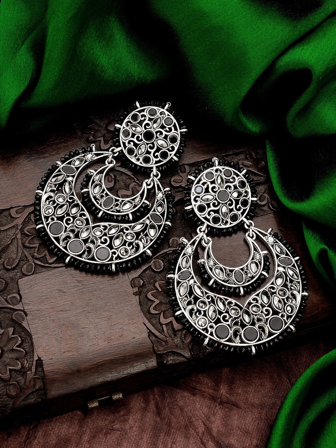 

aadita Silver-Toned Classic Drop Earrings