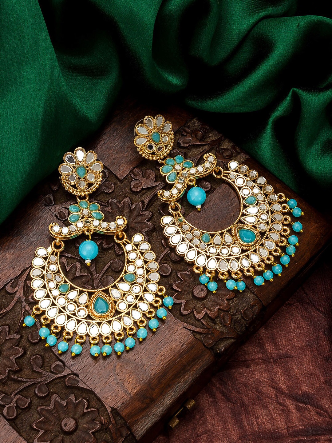 

aadita Gold-Toned Classic Drop Earrings