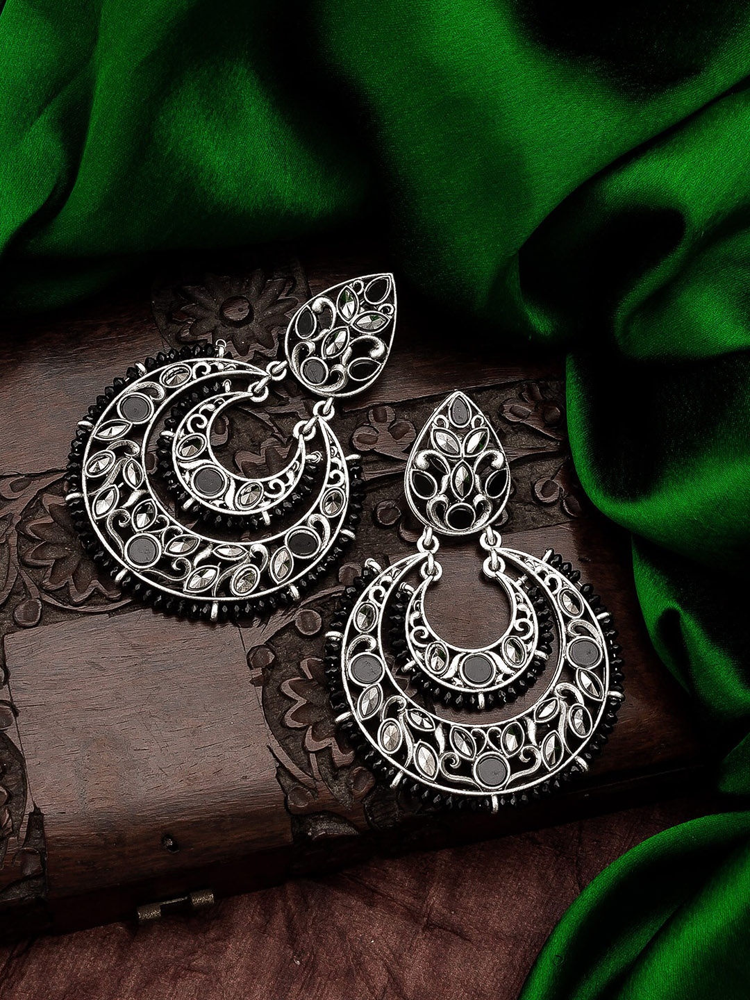 

aadita Silver-Toned Classic Chandbalis Earrings