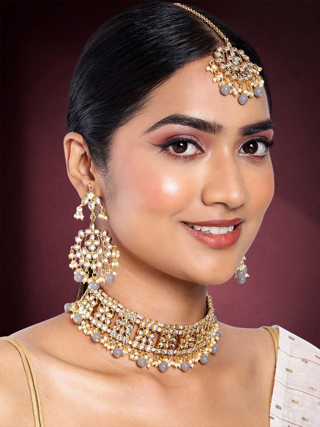 

Peora Grey & White Gold-Plated Kundan Embellished Handcrafted Jewellery Set