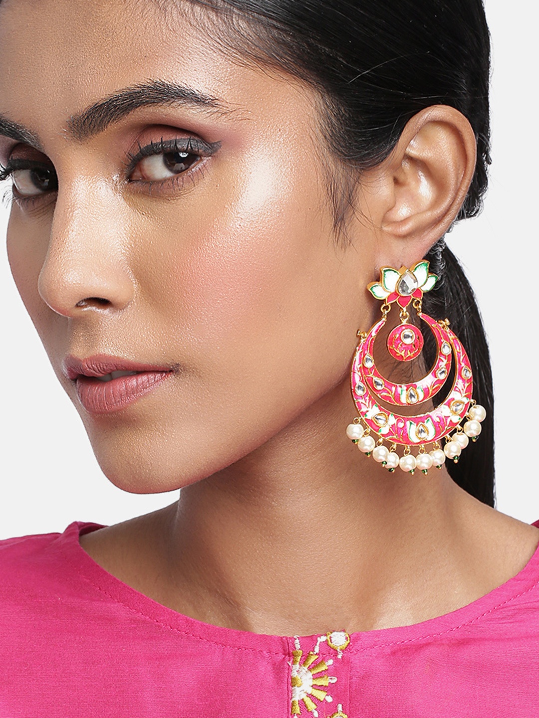 

Peora Women Magenta & Green Crescent Shaped Chandbalis Earrings