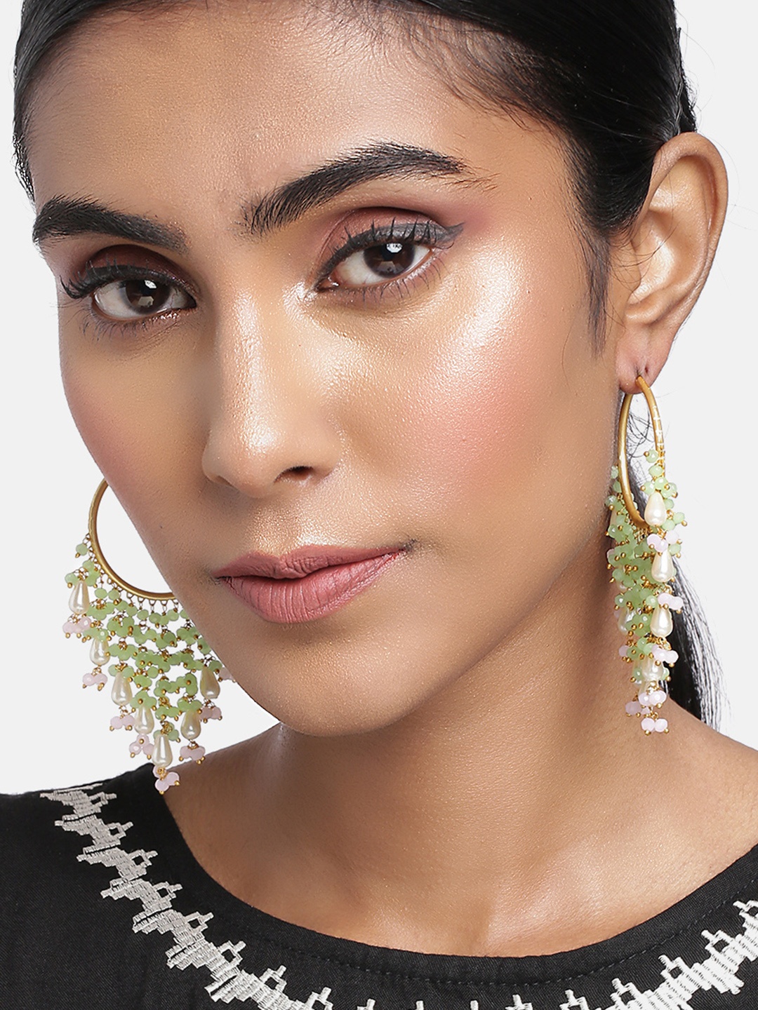 

Peora Women Sea Green & Gold-Toned Contemporary Drop Earrings