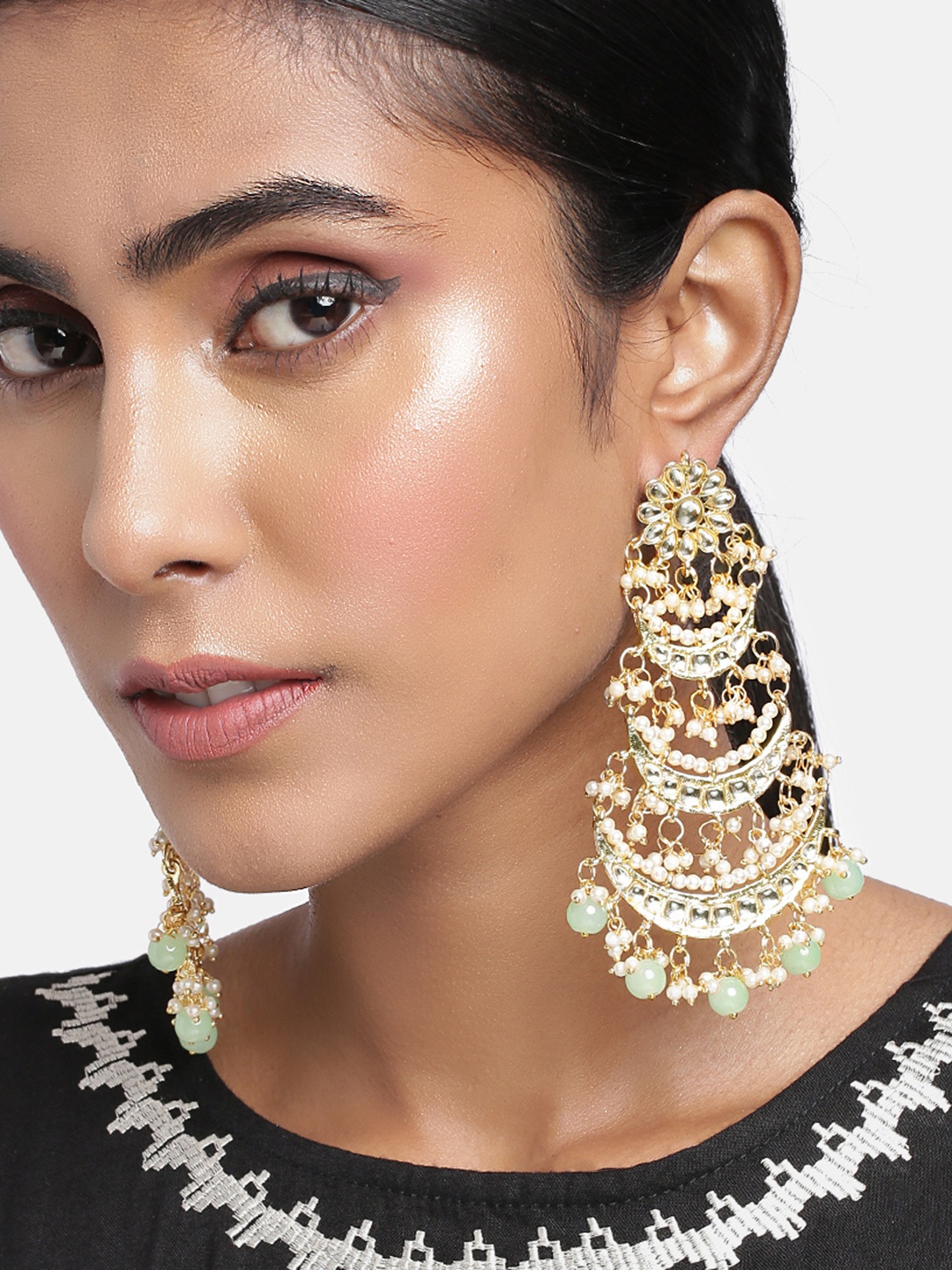 

Peora Sea Green & Gold-Toned Crescent Shaped Chandbalis Earrings