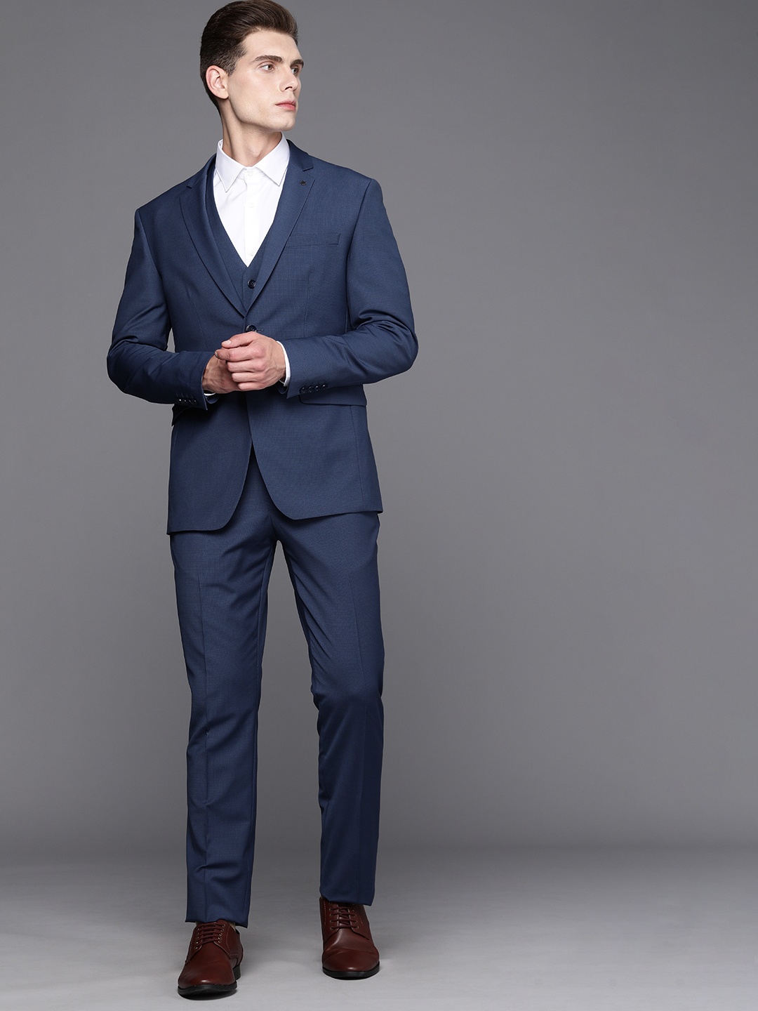 

Louis Philippe Permapress Men Navy Blue Slim Fit Single Breasted Formal Suit