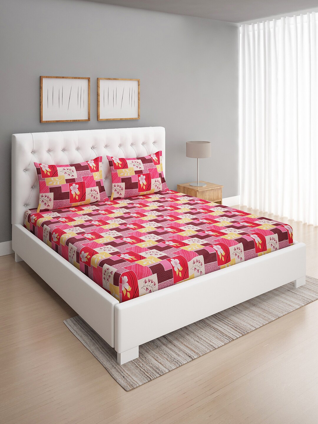 

ROMEE Pink & White Floral 144 TC Microfiber Queen Bedsheet with 2 Pillow Covers