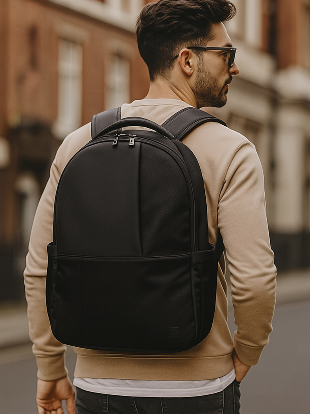 CARRIALL Unisex Black Backpack