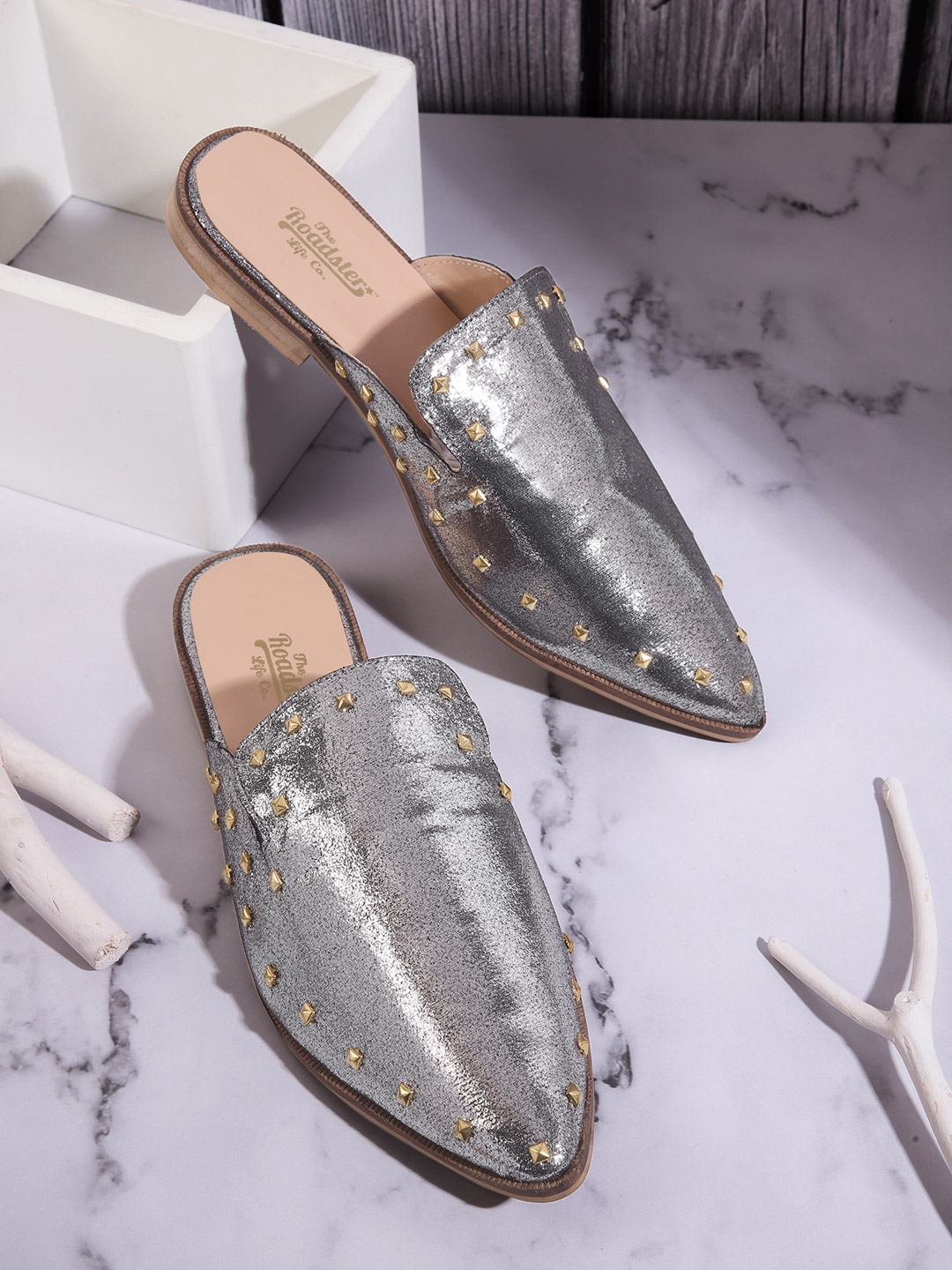

Roadster Women Silver-Toned & Gold-Toned Shimmer Mules with Metallic Studded Detail
