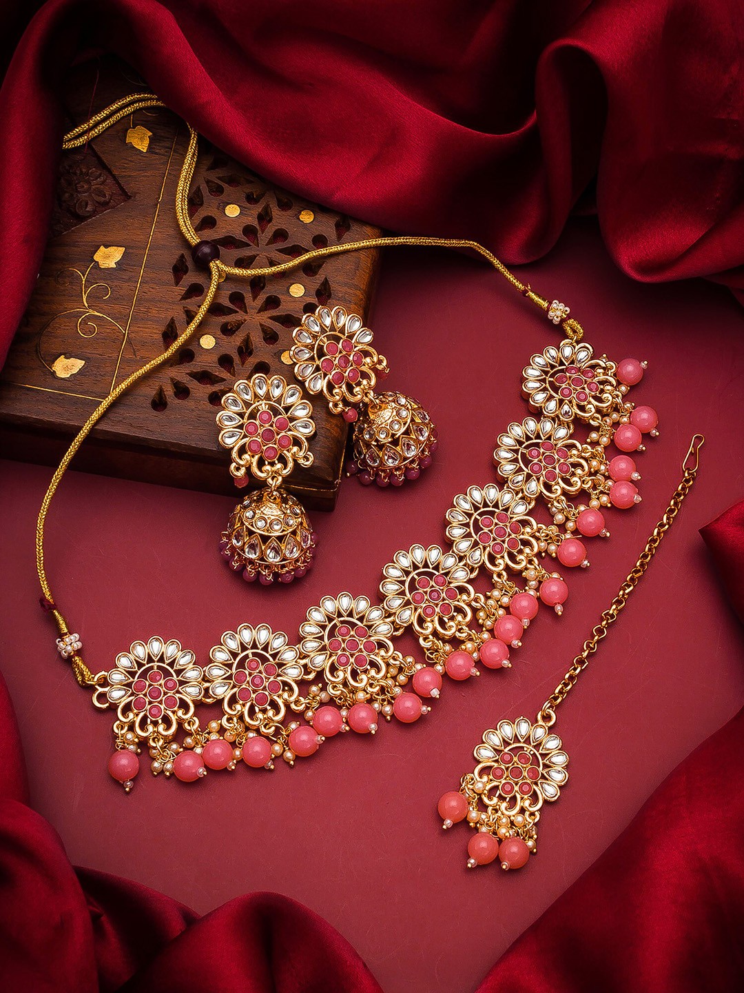 

aadita Gold-Plated Pink & White Stone-Studded & Pearl Beaded Handcrafted Jewellery Set