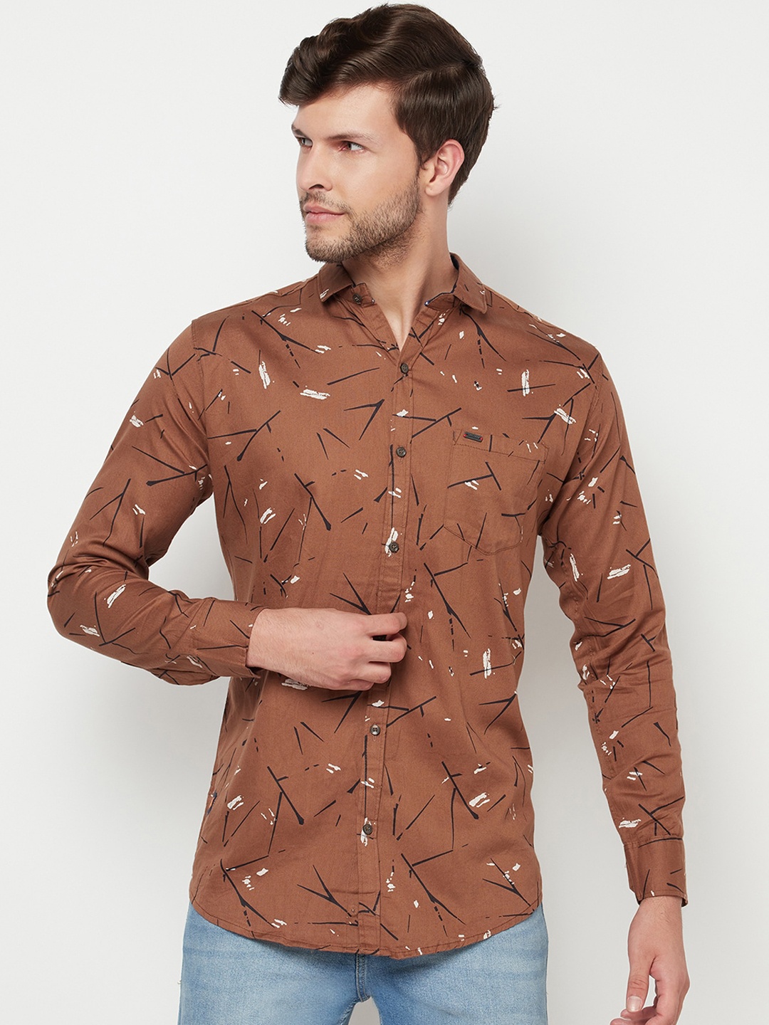 

Purple State Men Brown Slim Fit Opaque Printed Casual Shirt