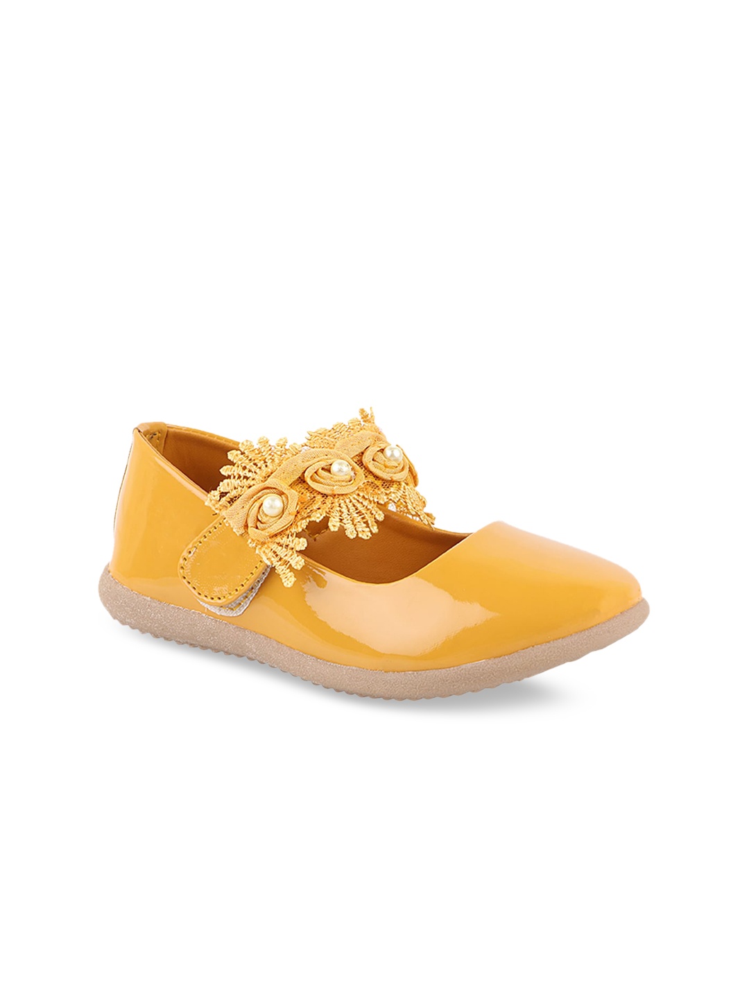 

Shoetopia Girls Yellow Ballerinas Flats