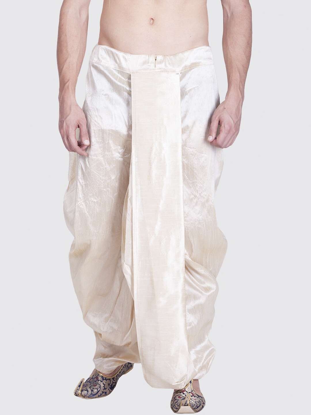 

Sanwara Men Beige Solid Relaxed-Fit Dhoti