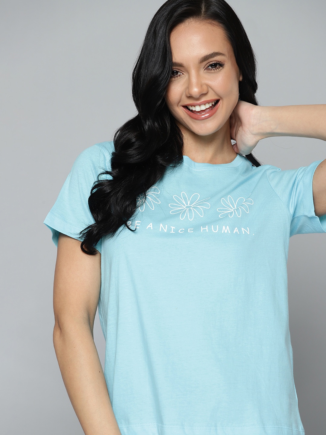 

Mast & Harbour Women Blue & White Pure Cotton Floral Printed T-shirt