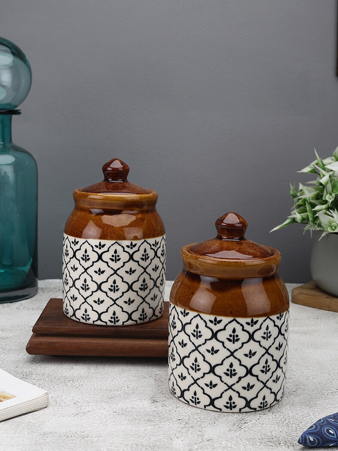 

MIAH Decor Set of 2 Brown & White Handpainted Ceramic Food Containers