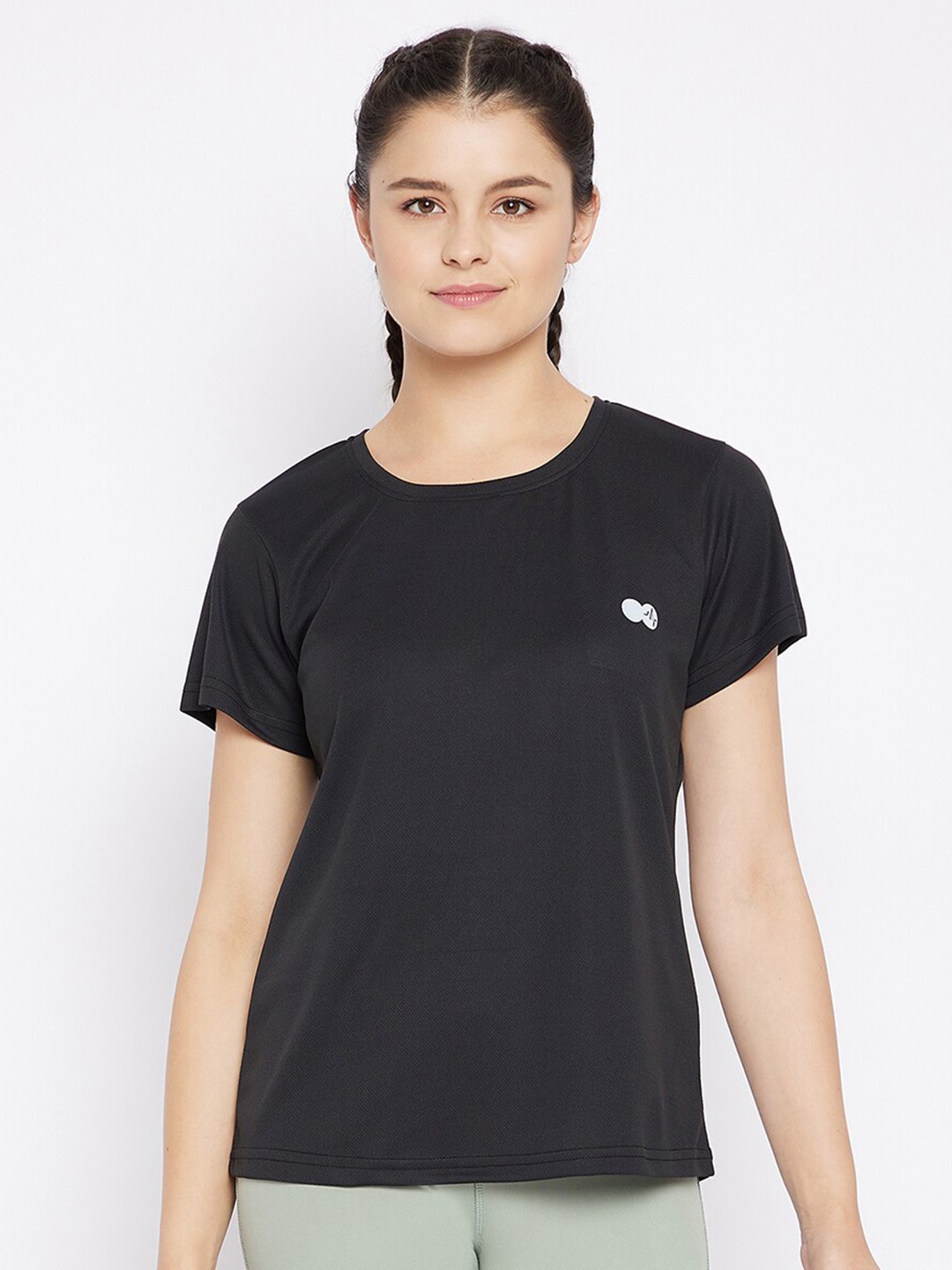 

Clovia Women Black Pockets Training or Gym T-shirt
