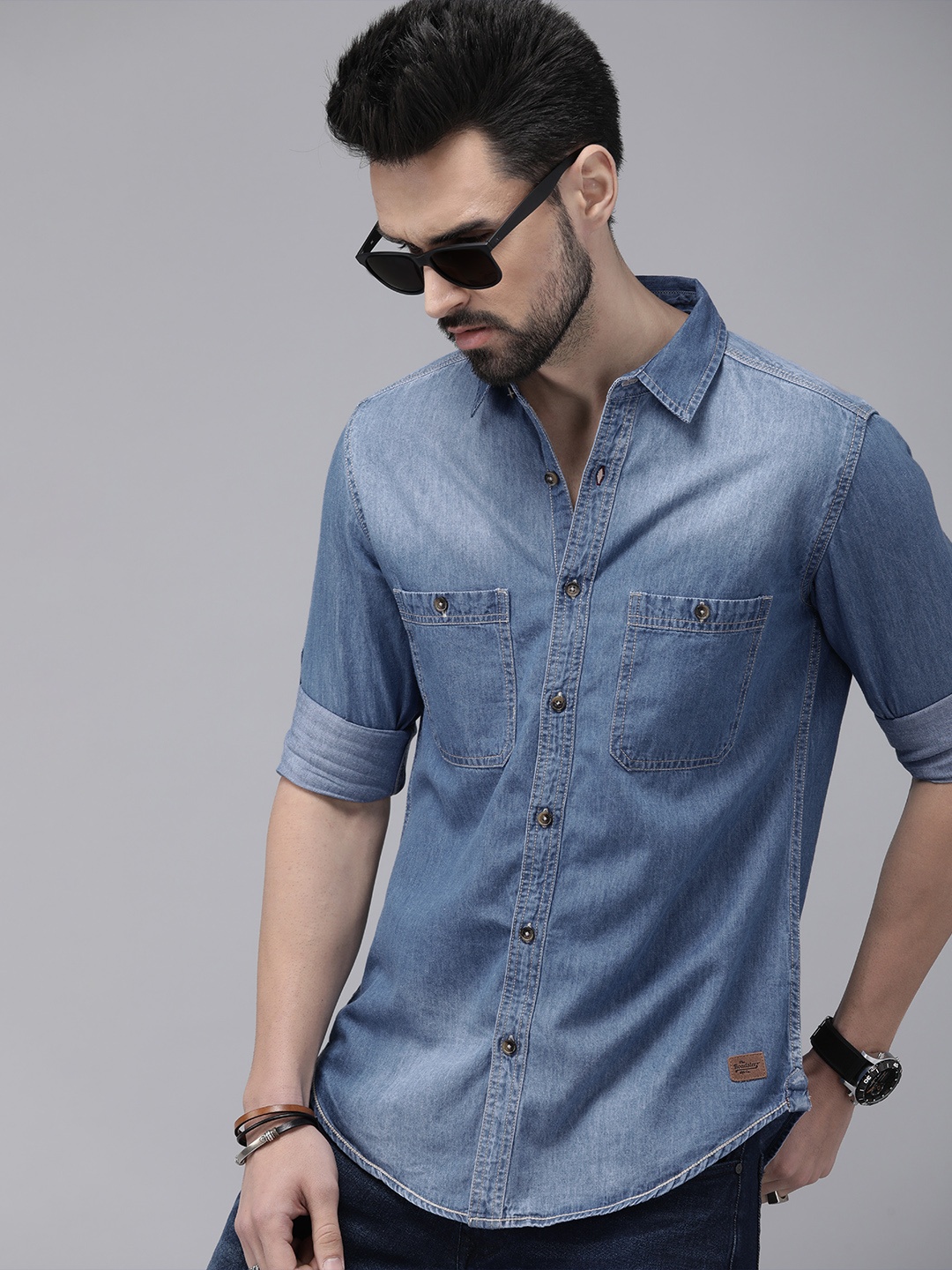 

Roadster Men Blue Solid Regular Fit Pure Cotton Casual Shirt