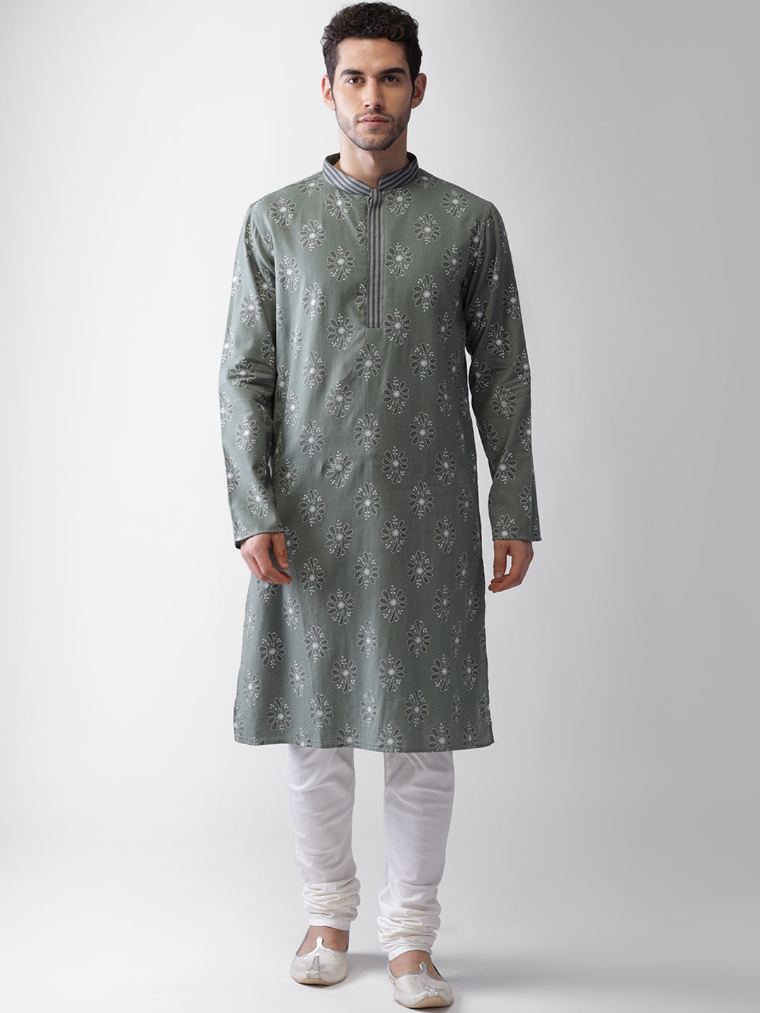 

Vartah Men Green & White Ethnic Motifs Printed Cotton Kurta
