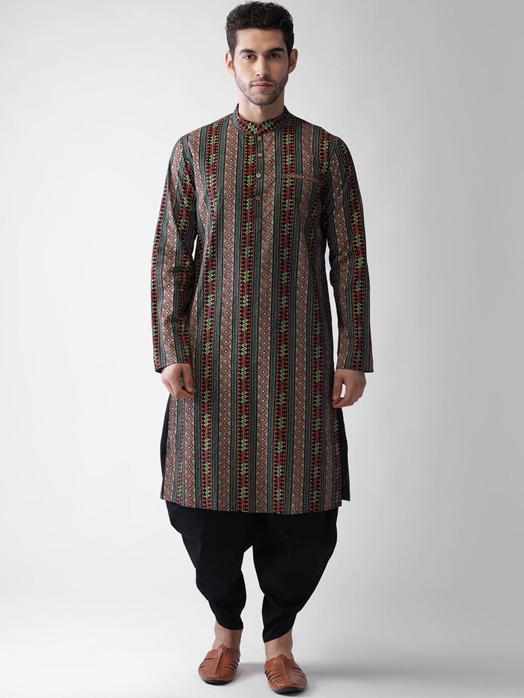 

Vartah Men Pink & Green Geometric Printed Cotton Kurta
