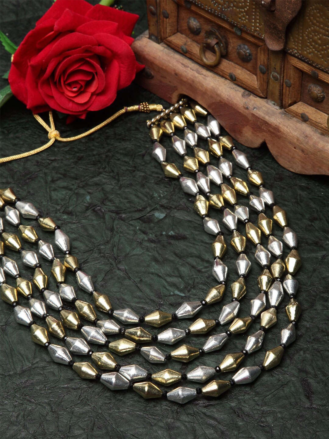 

Moedbuille Women Gold