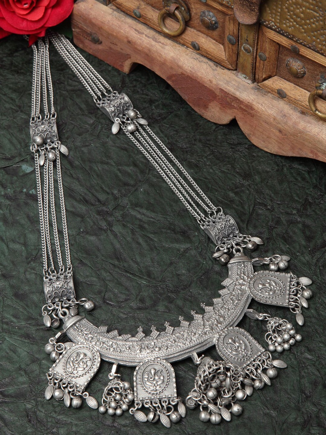 

Moedbuille Women Silver