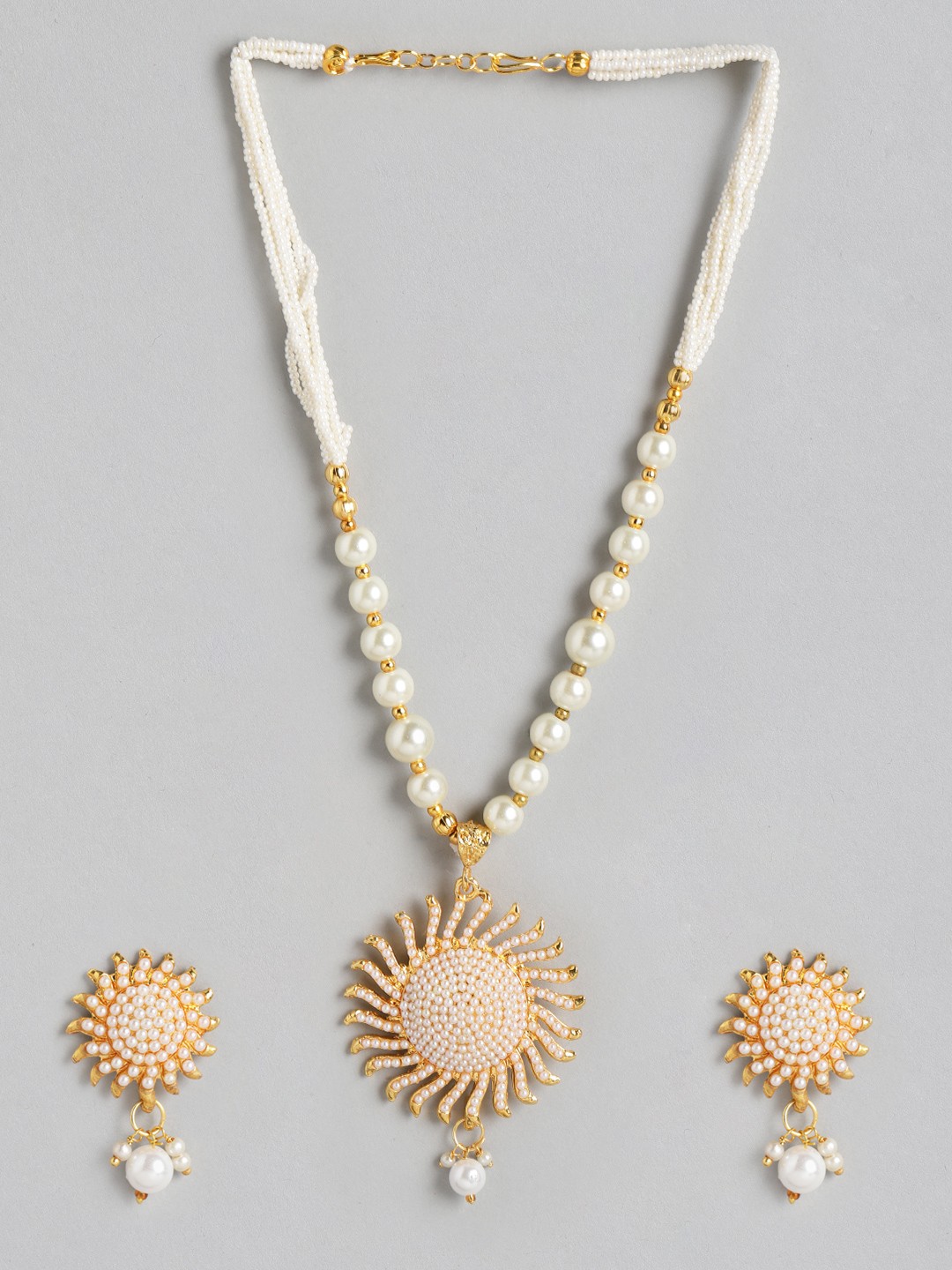 

Anouk Off-White Gold-Plated Floral Textured Beaded Jewellery Set