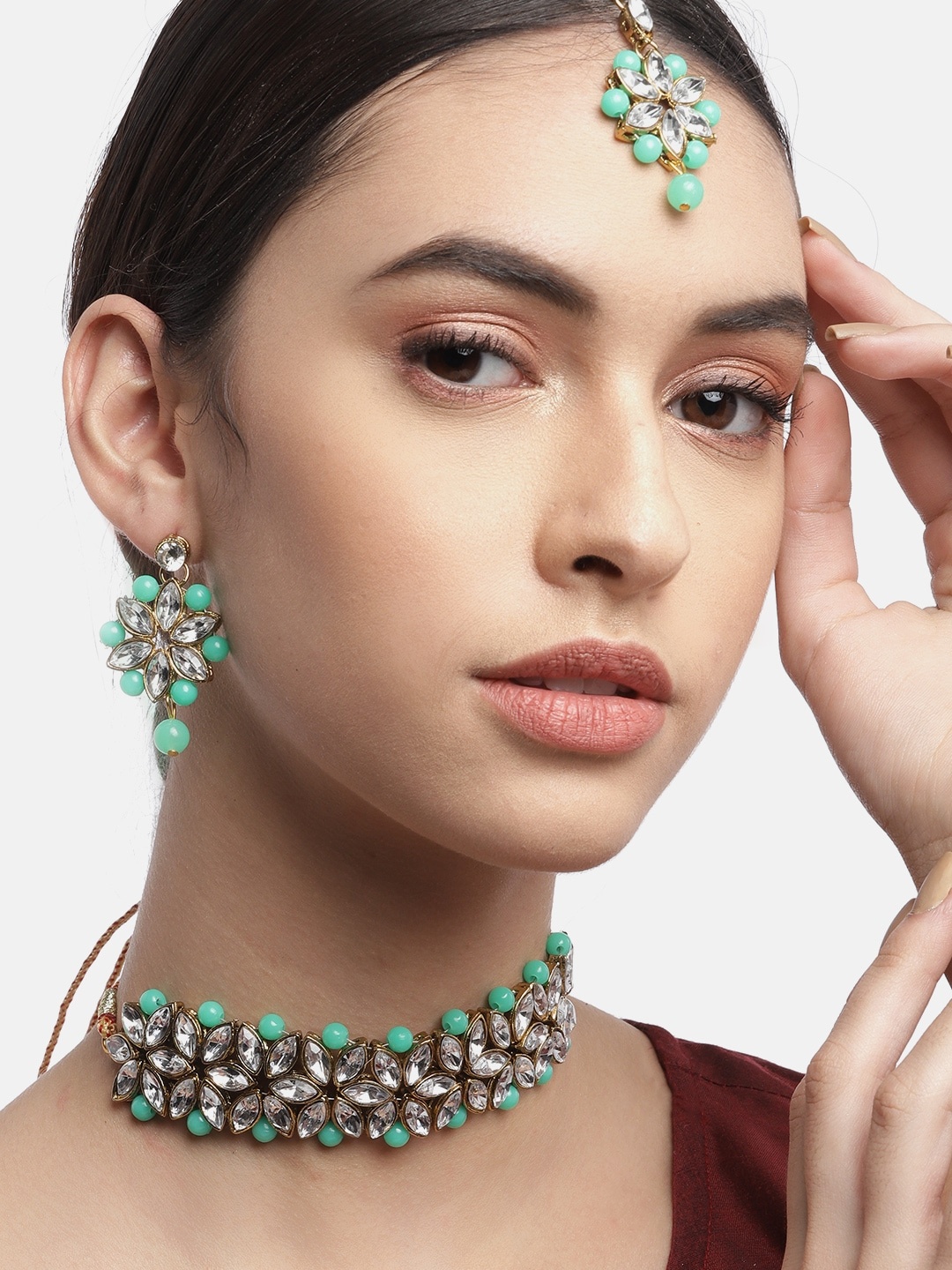 

Anouk Sea Green Gold-Plated Stone-Studded & Beaded Jewellery Set