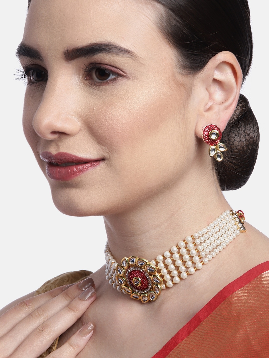 

Anouk White & Maroon Gold-Plated Kundan-Studded & Beaded Jewellery Set