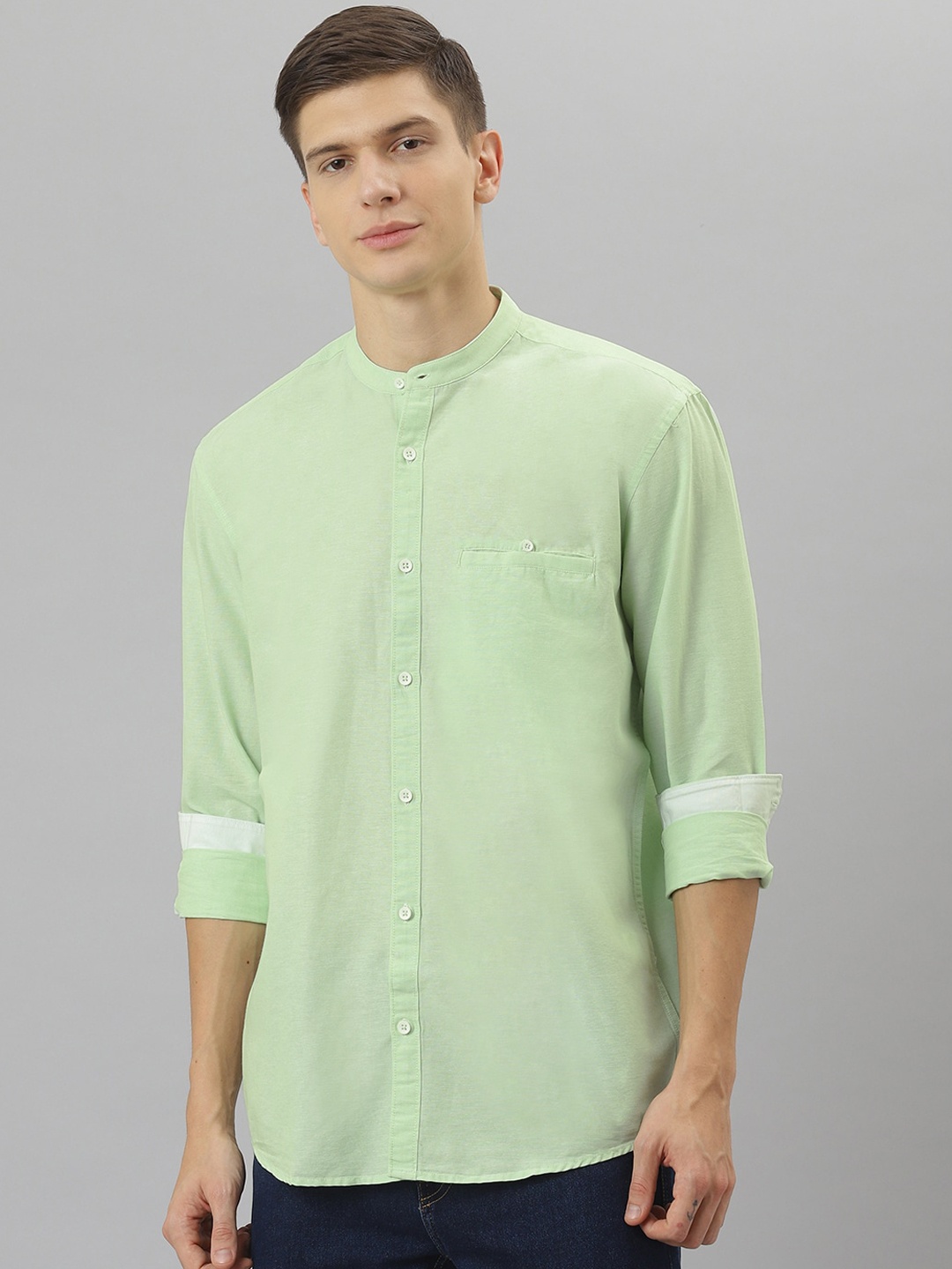 

Richlook Men Sea Green Solid Slim Fit Casual Shirt