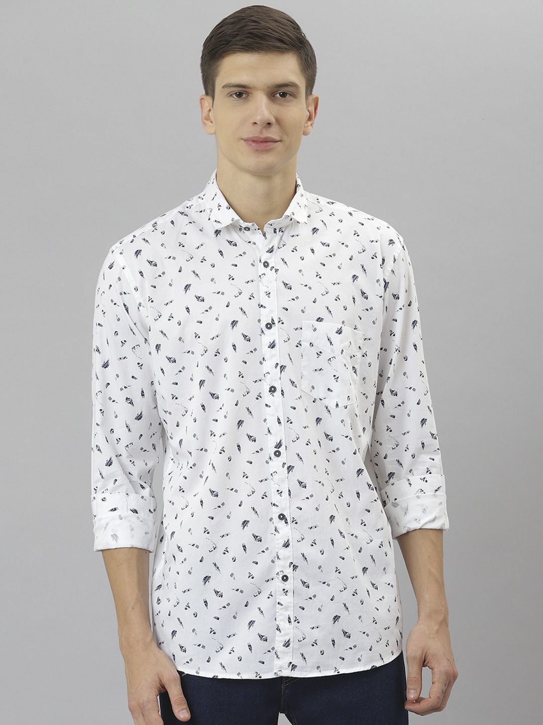 

Richlook Men White & Black Slim Fit Opaque Printed Cotton Casual Shirt