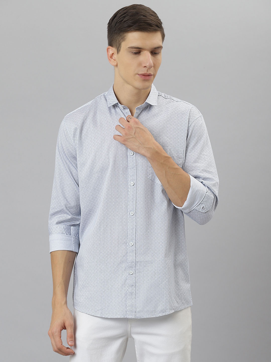 

Richlook Men White Slim Fit Opaque Printed Casual Shirt
