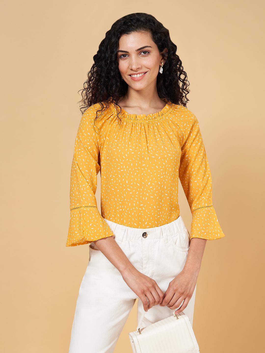 

Honey by Pantaloons Women White Floral Regular Top