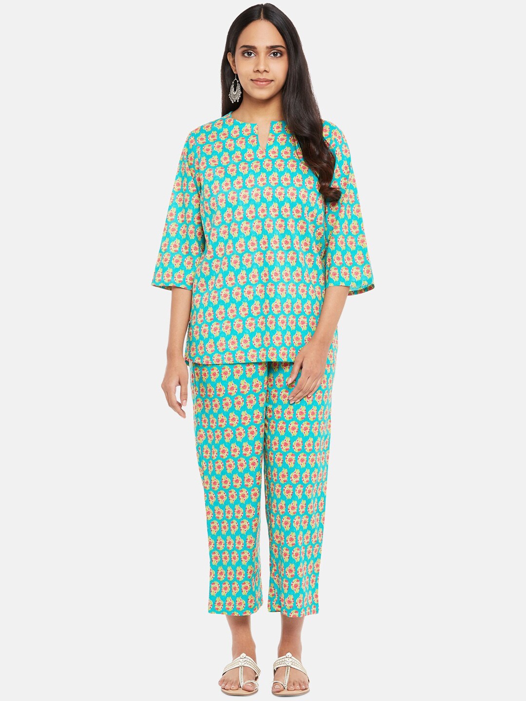 

RANGMANCH BY PANTALOONS Women Turquoise Blue & Pink Printed Night suit