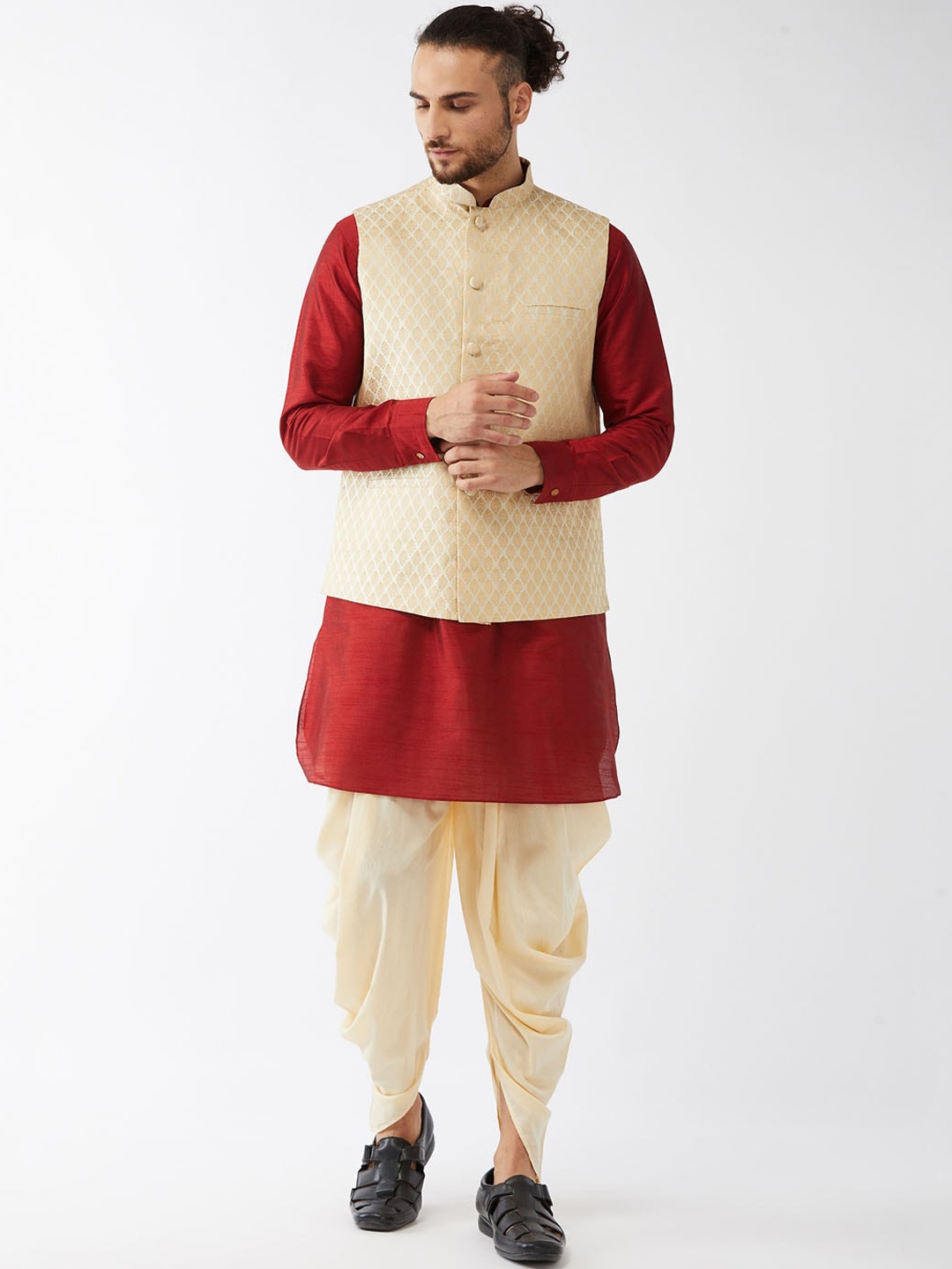 

VASTRAMAY Men Maroon Layered Kurta with Dhoti Pants & Jacket