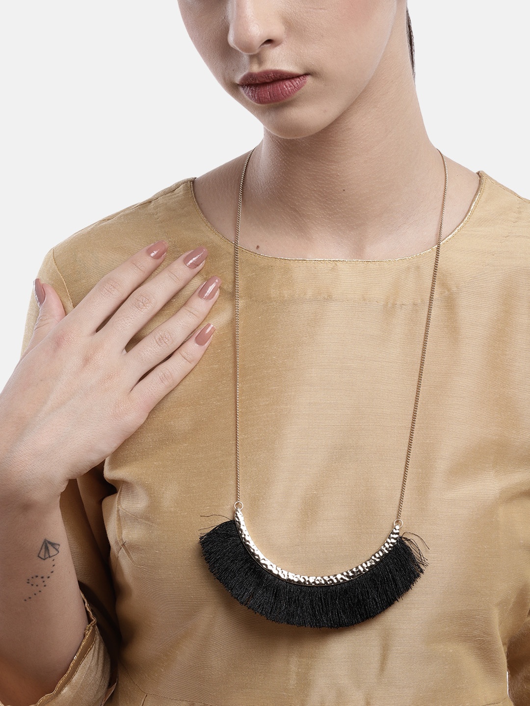 

Anouk Black Gold-Plated Fringed Minimal Necklace