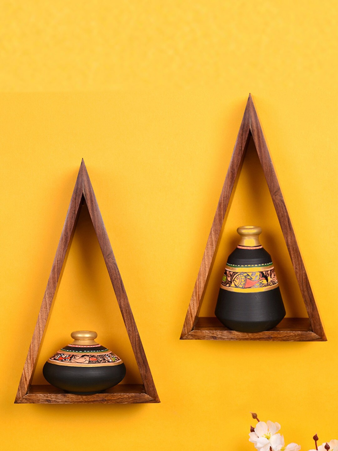 

AAKRITI ART CREATIONS Set Of 2 Black & Gold Handcrafted Wooden Shelf & Pots