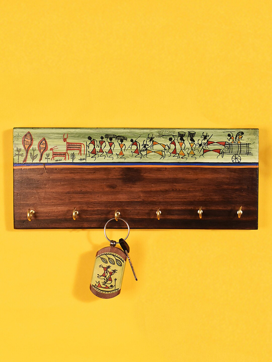 

AAKRITI ART CREATIONS Brown & Green Warli Handcrafted 6 Key Holder