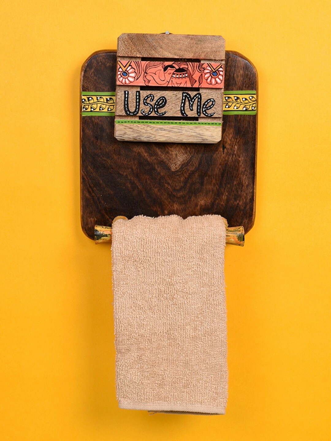 

AAKRITI ART CREATIONS Brown Tribal Art Towel Holder
