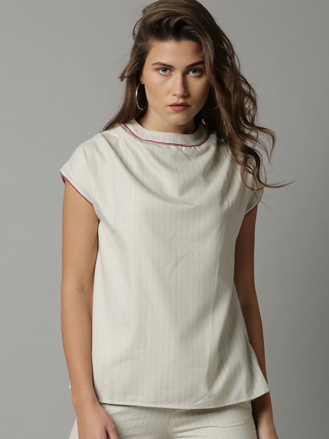 

RAREISM Beige Extended Sleeves Regular Top