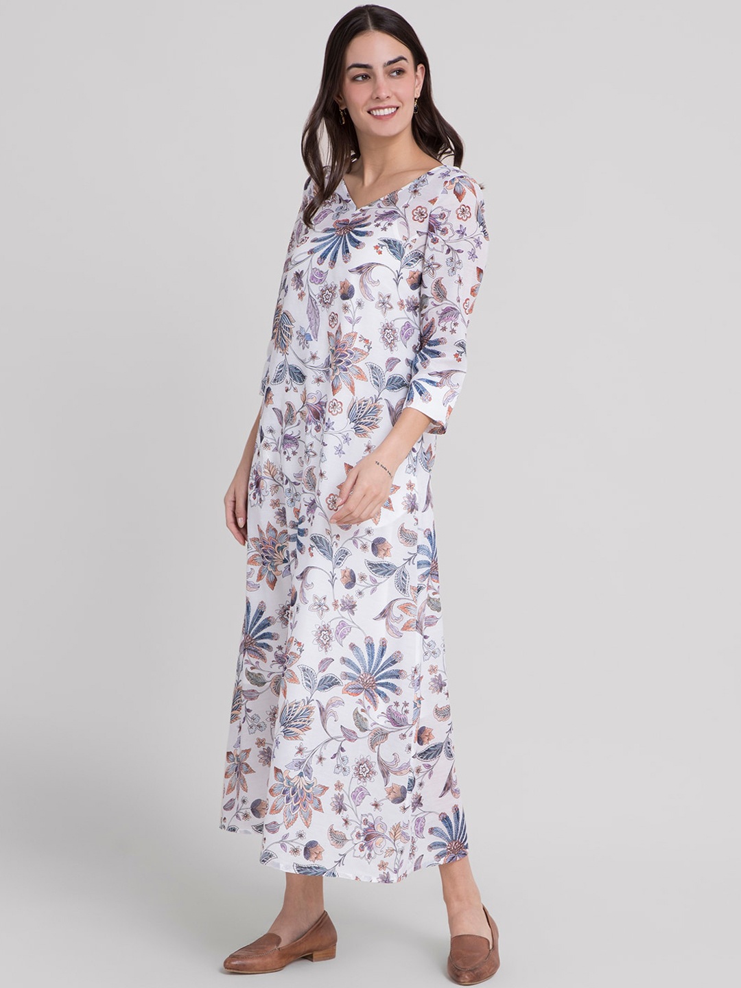 

FableStreet White Floral Formal Maxi Dress