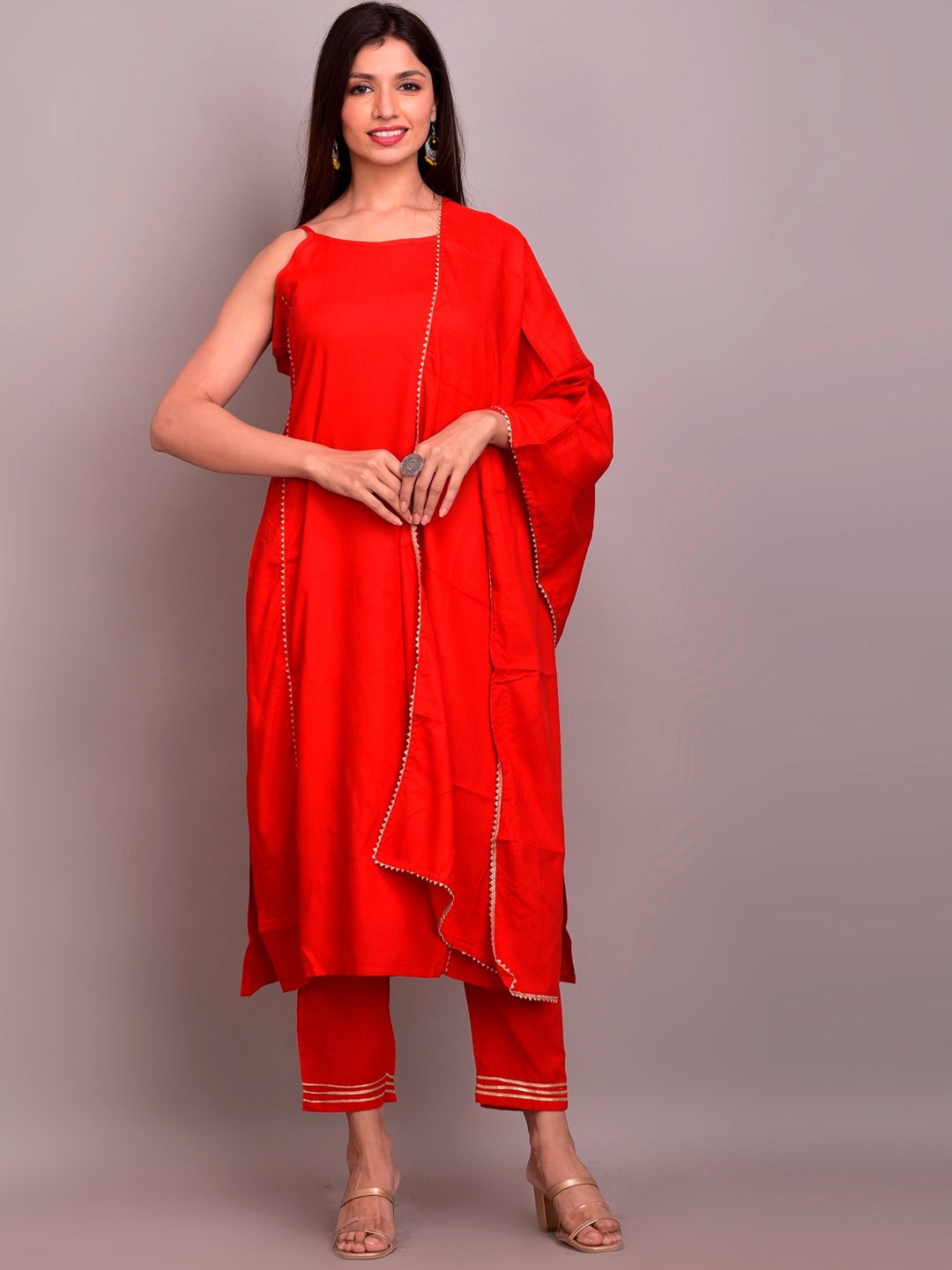 

DIVYANK Women Red & Gold-Coloured Regular Gotta Patti Kurta with Trousers & Dupatta