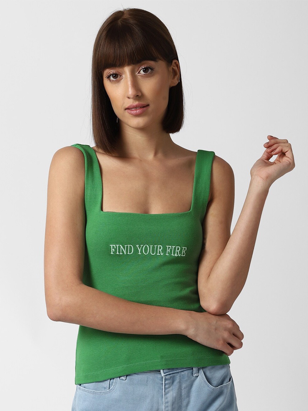 

FOREVER 21 Green Graphic Regular Top