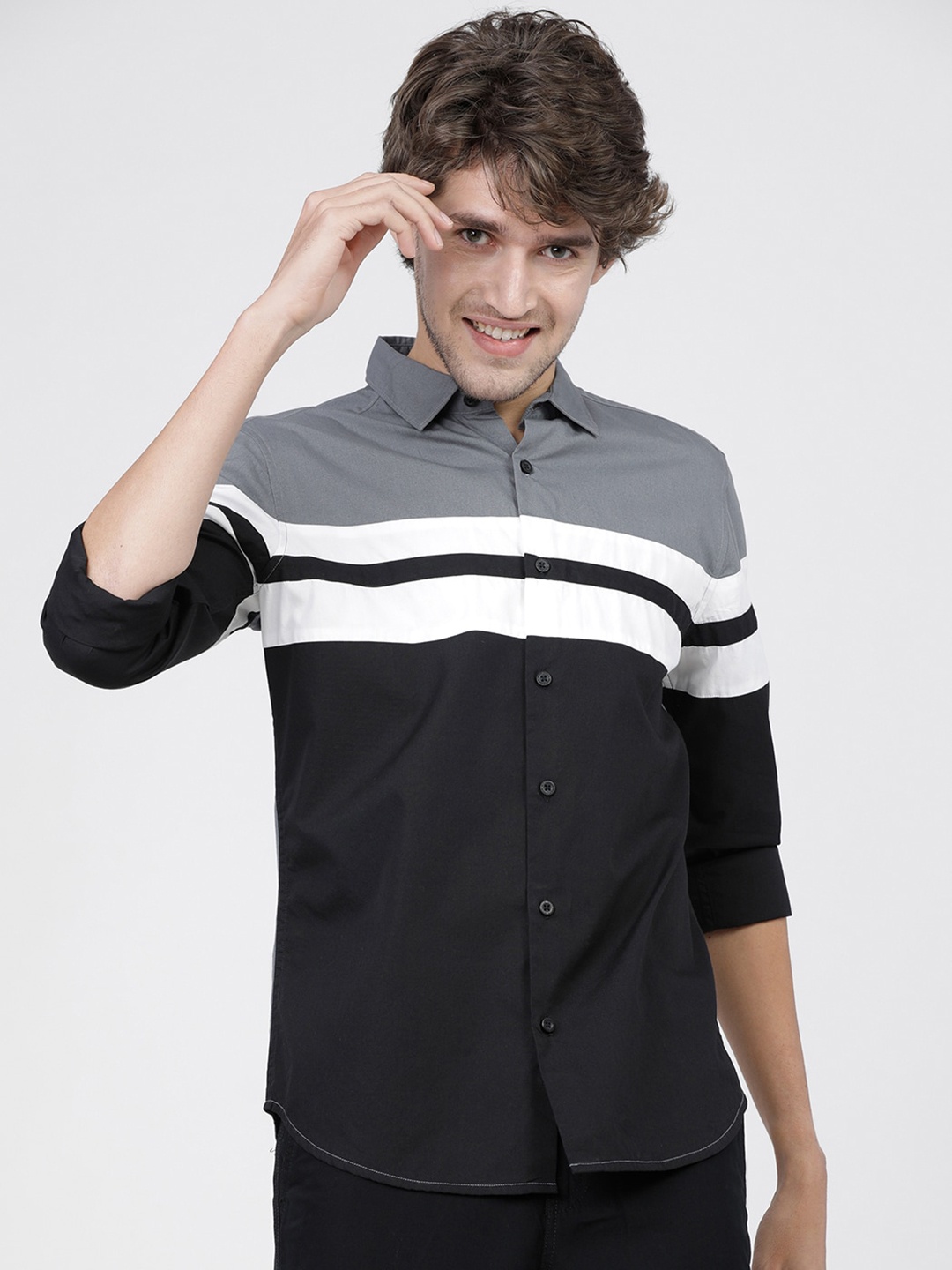

HIGHLANDER Men Grey & Black Slim Fit Opaque Striped Cotton Casual Shirt