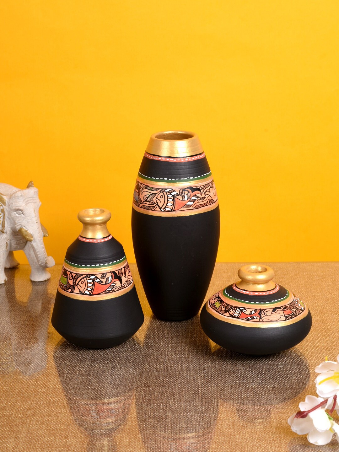 

AAKRITI ART CREATIONS Set Of 3 Madhubani Art Handpainted Vases, Black