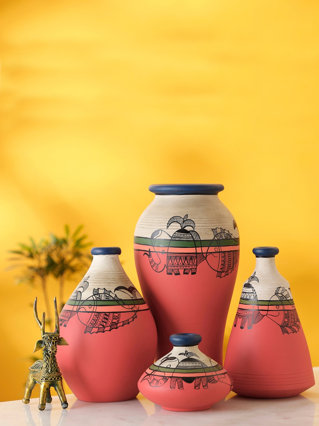 

AAKRITI ART CREATIONS Set of 4 Red & Beige Handpainted Madhubani Vases
