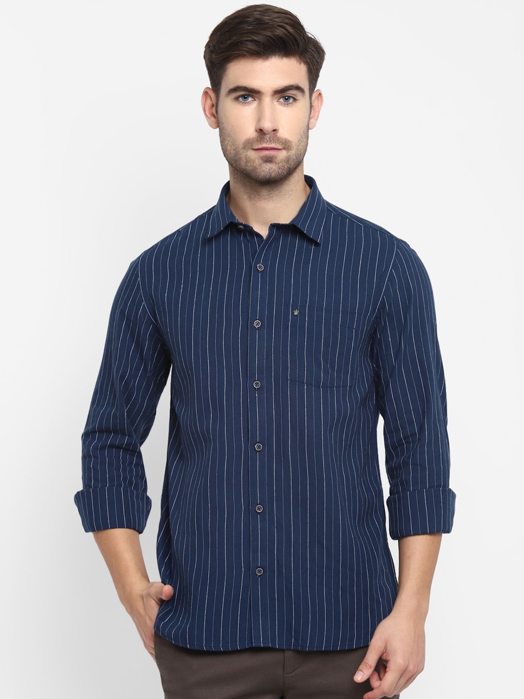 

Turtle Men Blue Slim Fit Striped Casual Shirt