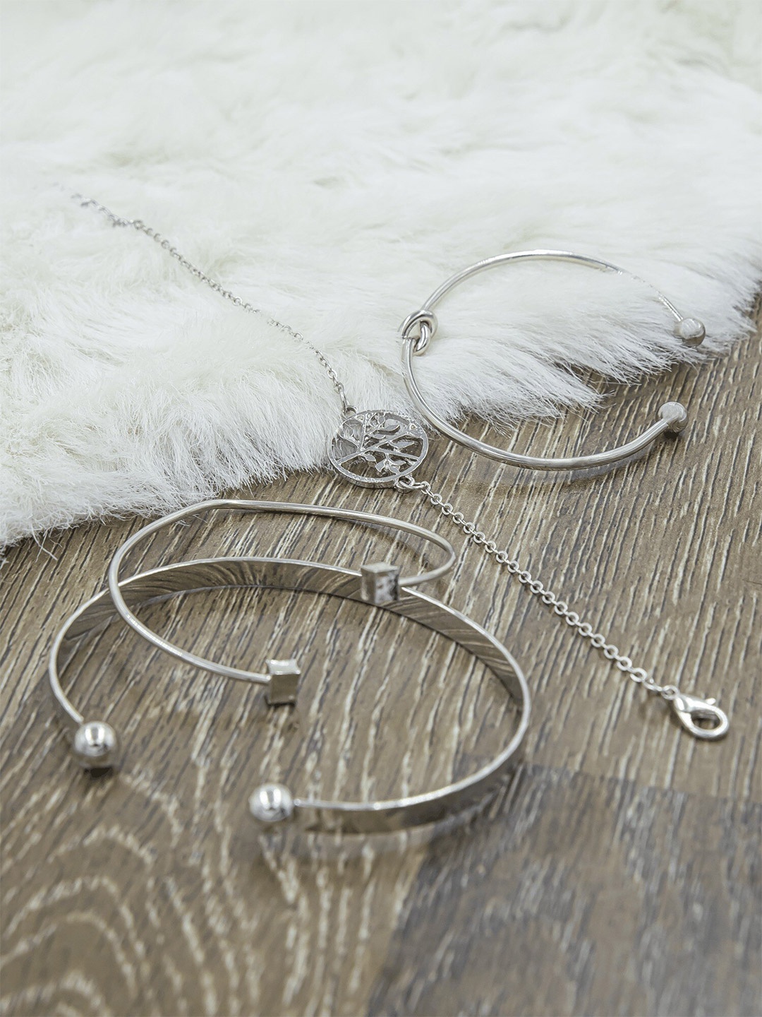 

Bellofox Women Set of 4 Silver-Toned Bracelets