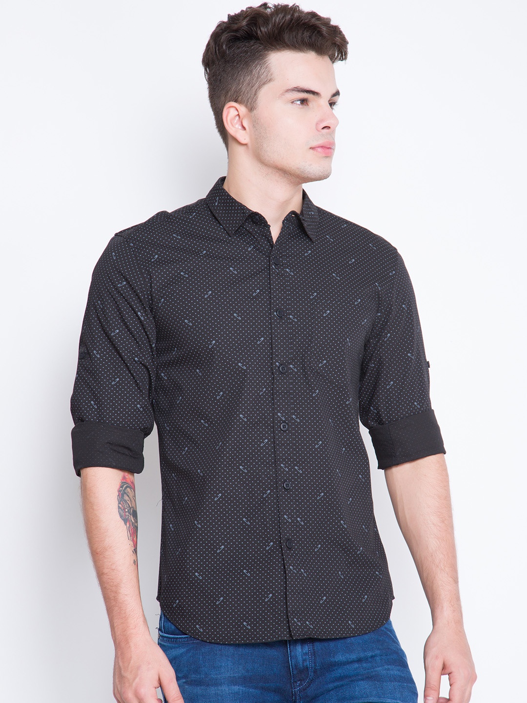 

HIGHLANDER Men Black Slim Fit Printed Casual Shirt