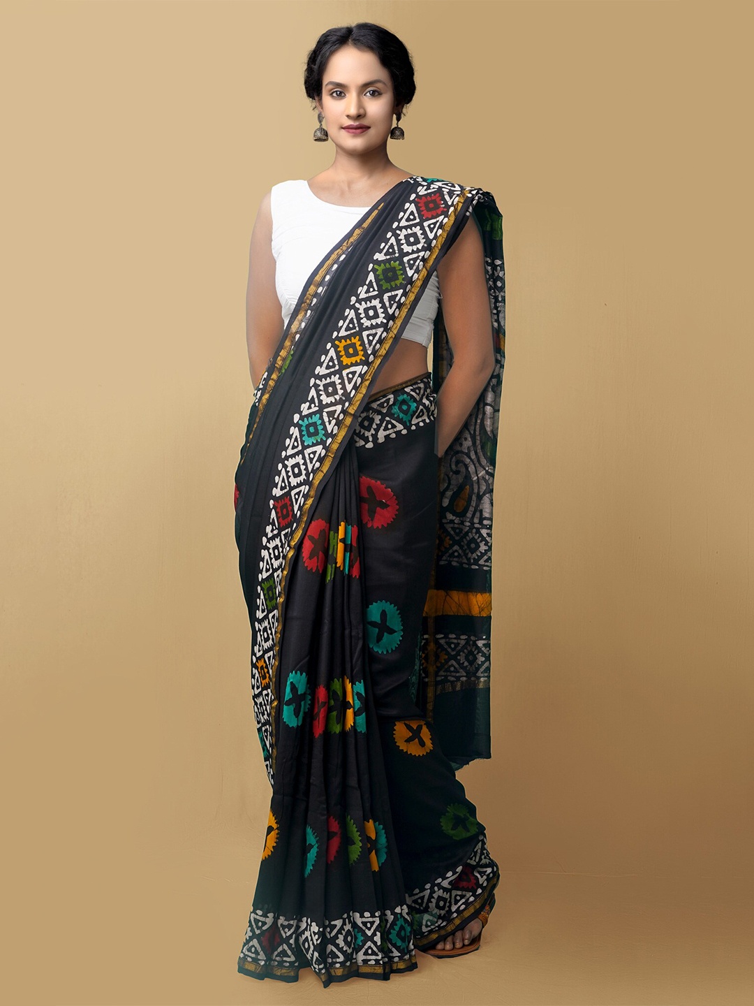 

Unnati Silks Women Black & White Pure Batik Chanderi Sico Sustainable Saree